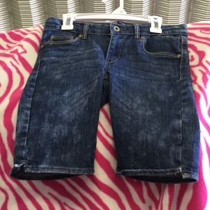 Levi Jean Shorts